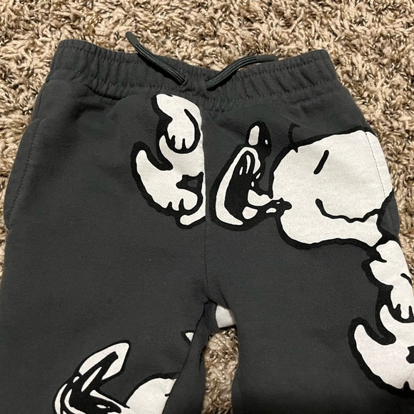 Peanuts 2 Piece Hoodie and Sweatpants Set Boy 12 Months - Picture 5 of 6